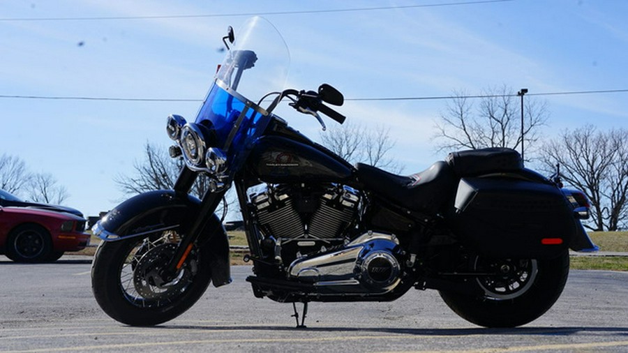 2026 Harley-Davidson Softail FLHC - Heritage Classic