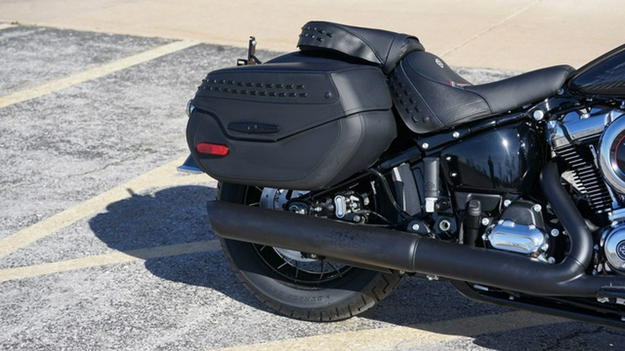 2026 Harley-Davidson Softail FLHC - Heritage Classic
