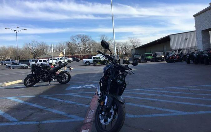 2025 HONDA CB300R ABS