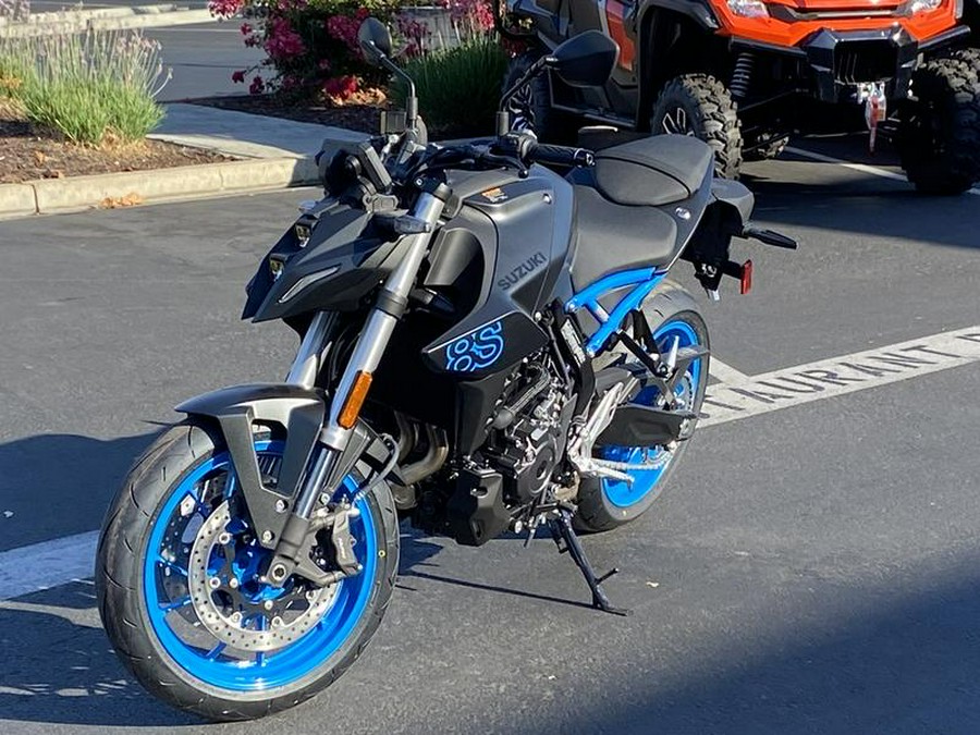 2024 Suzuki GSX-8S