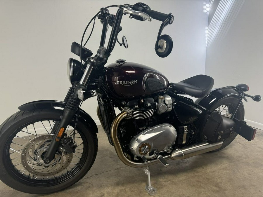 2018 Triumph Bonneville Bobber Morello Red