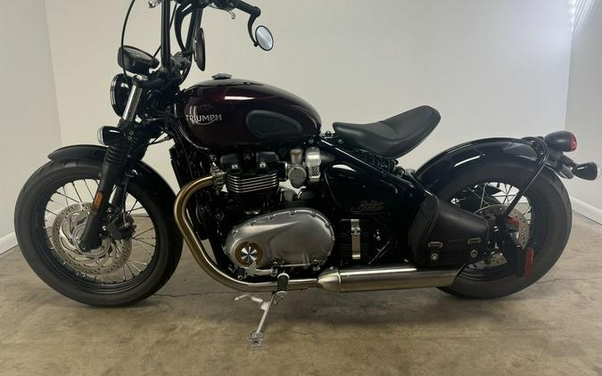 2018 Triumph Bonneville Bobber Morello Red