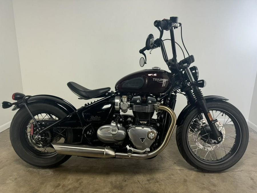 2018 Triumph Bonneville Bobber Morello Red