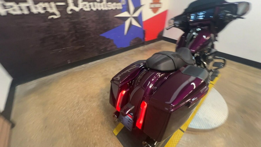 2025 Harley-Davidson CVO Street Glide