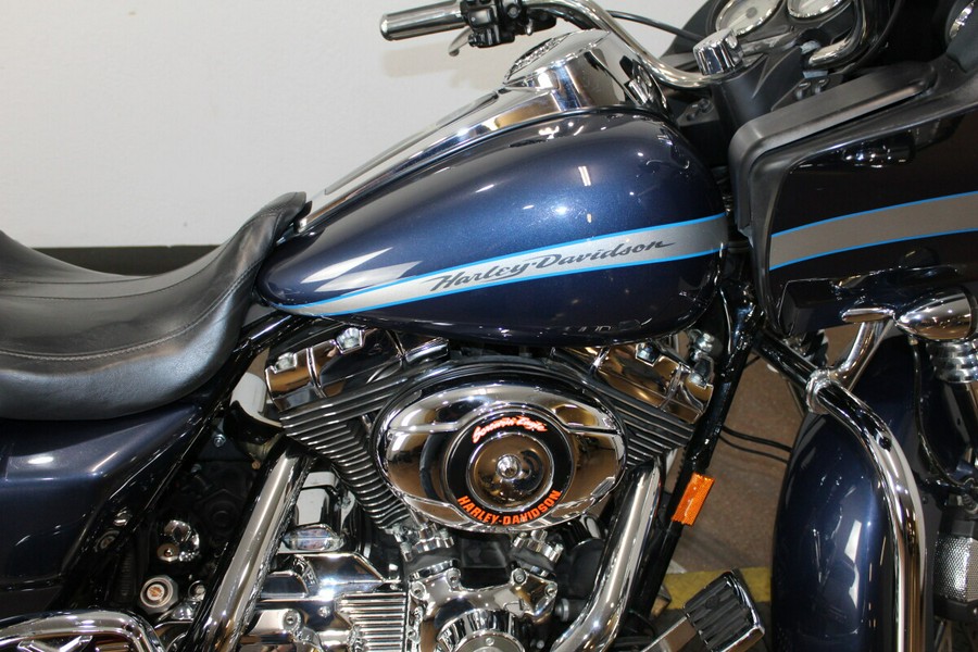 Harley-Davidson® Road Glide® 2008 FLTRX 657231TT DARK BLUE PEARL