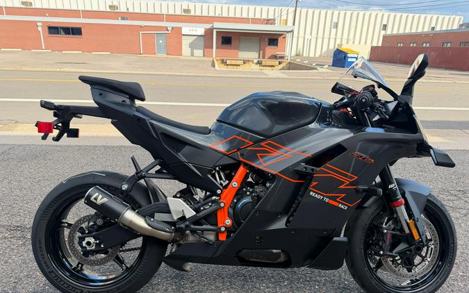 2026 KTM 990 RC R