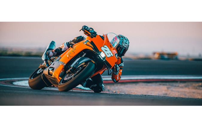 2026 KTM 990 RC R