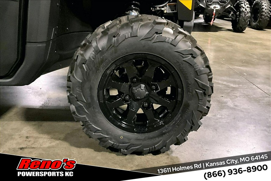 2026 Can-Am Defender MAX DPS™ CAB HVAC HD10