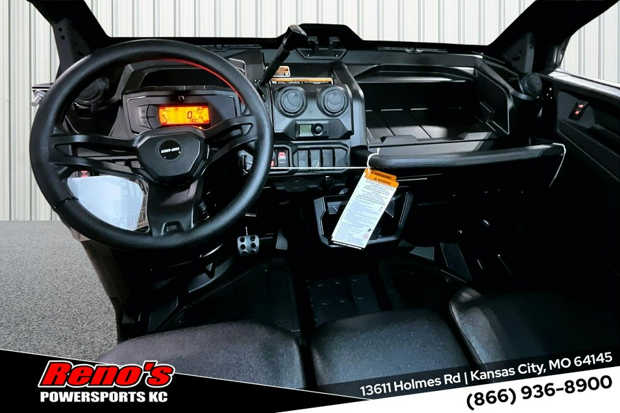 2026 Can-Am Defender MAX DPS™ CAB HVAC HD10