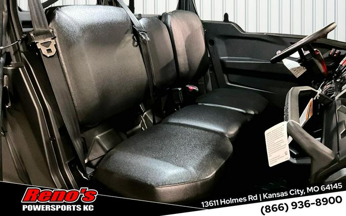 2026 Can-Am Defender MAX DPS™ CAB HVAC HD10