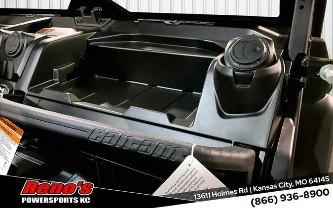 2026 Can-Am Defender MAX DPS™ CAB HVAC HD10