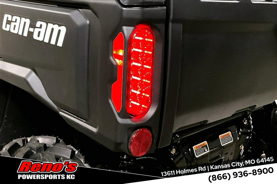 2026 Can-Am Defender MAX DPS™ CAB HVAC HD10