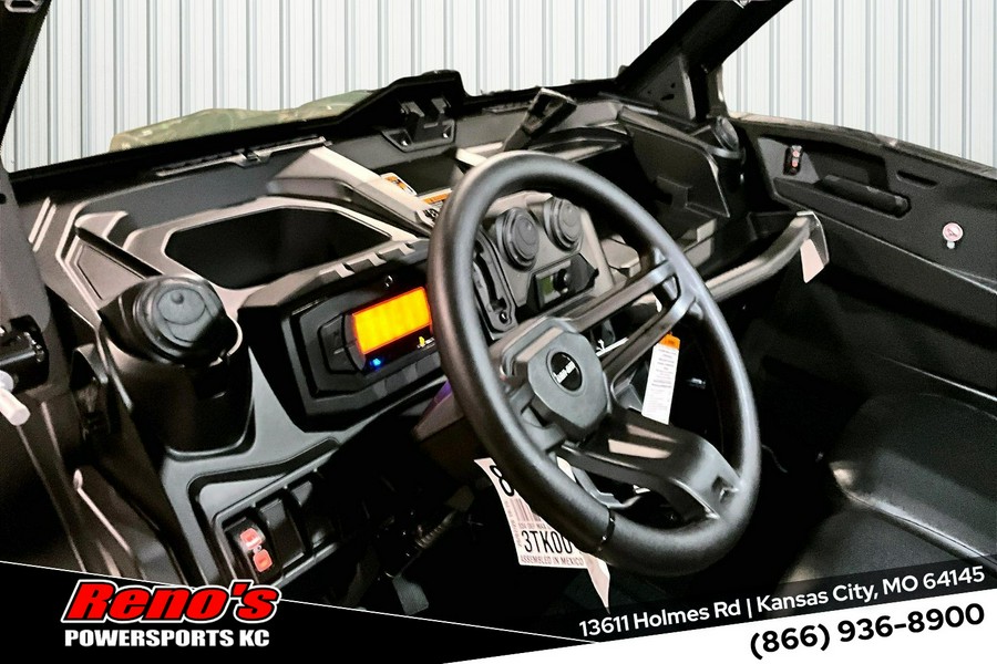 2026 Can-Am Defender MAX DPS™ CAB HVAC HD10