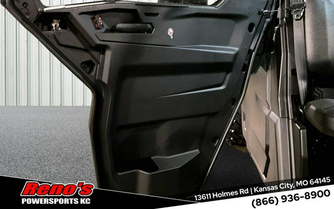 2026 Can-Am Defender MAX DPS™ CAB HVAC HD10
