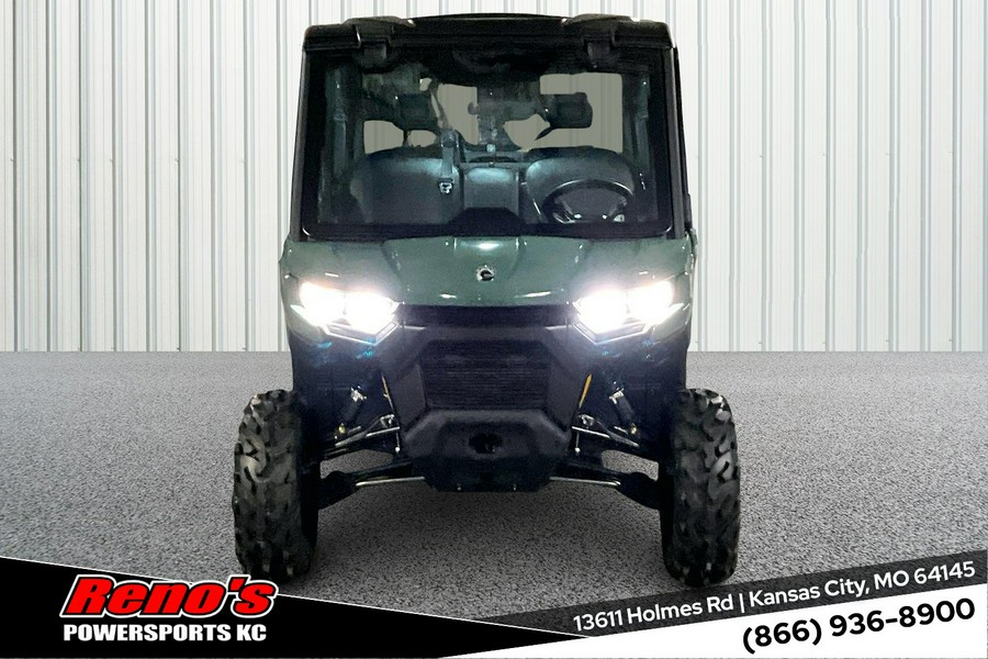 2026 Can-Am Defender MAX DPS™ CAB HVAC HD10