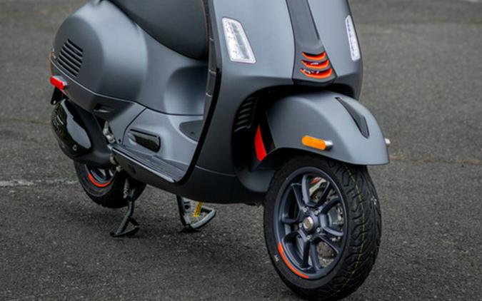 2025 Vespa GTS 310 SuperSport