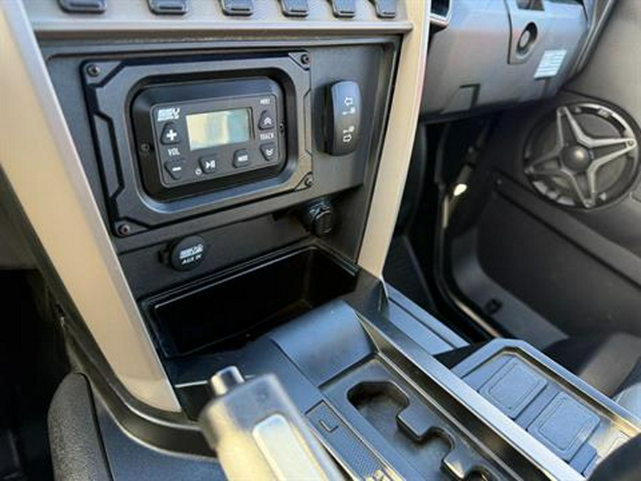 2024 Yamaha Wolverine RMAX2 1000 XT-R