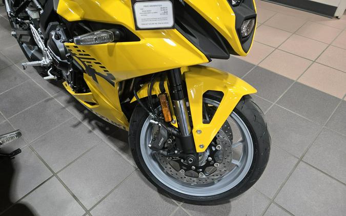 2025 SUZUKI GSX-8R