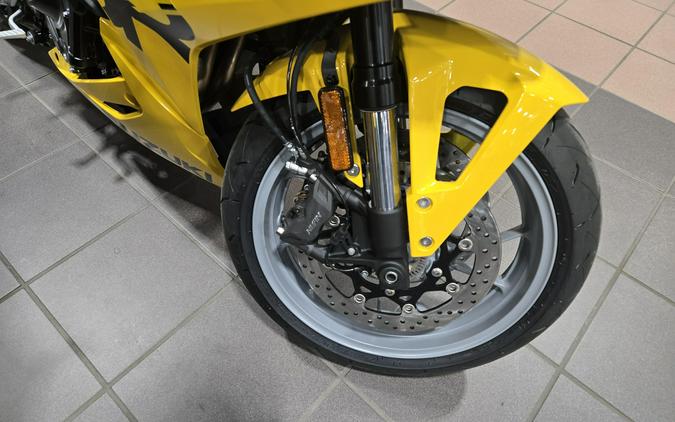 2025 SUZUKI GSX-8R