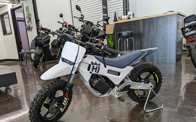 2024 Husqvarna® EE 2