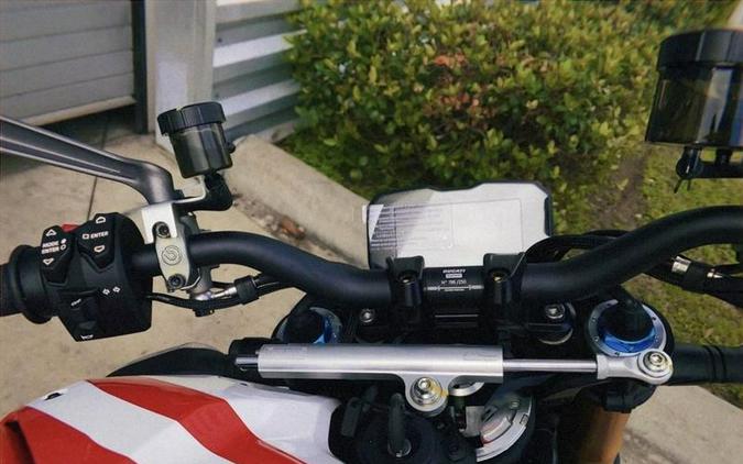 2025 Ducati Streetfighter V4 Ducati Red