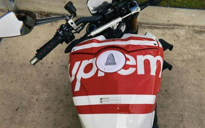 2025 Ducati Streetfighter V4 Ducati Red