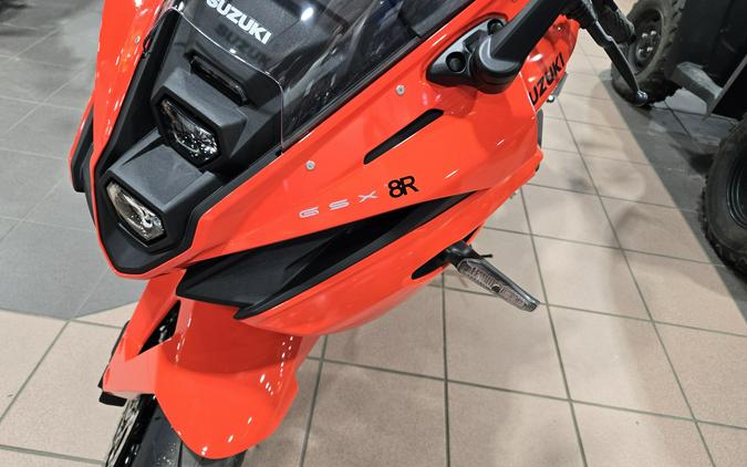 2026 SUZUKI GSX-8R