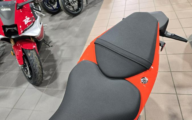 2026 SUZUKI GSX-8R