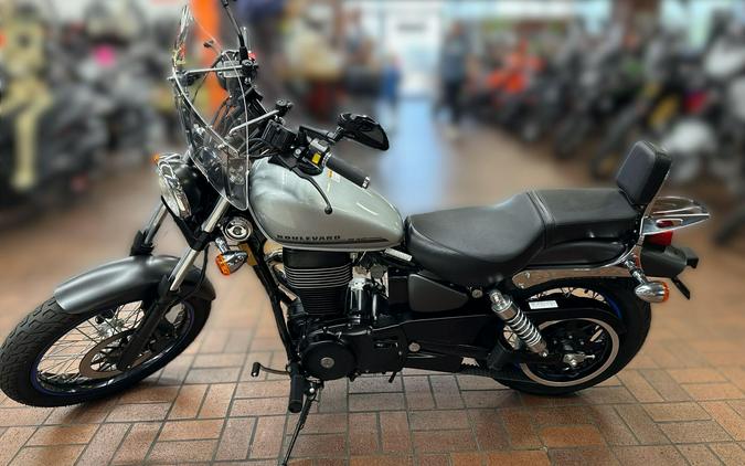 2018 Suzuki BOULEVARD S40