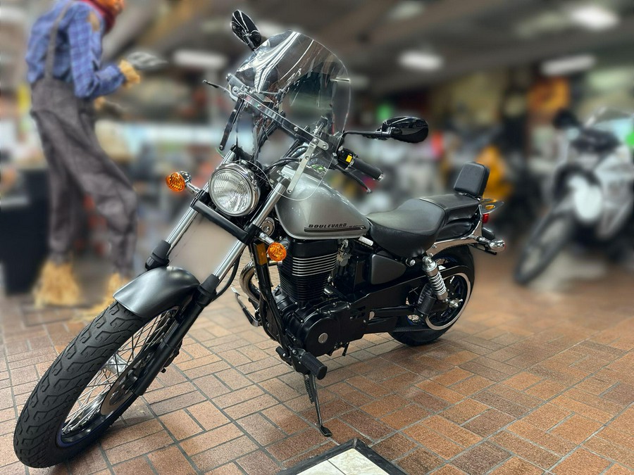 2018 Suzuki BOULEVARD S40