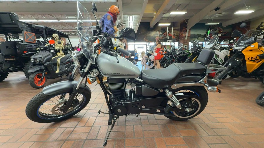 2018 Suzuki BOULEVARD S40