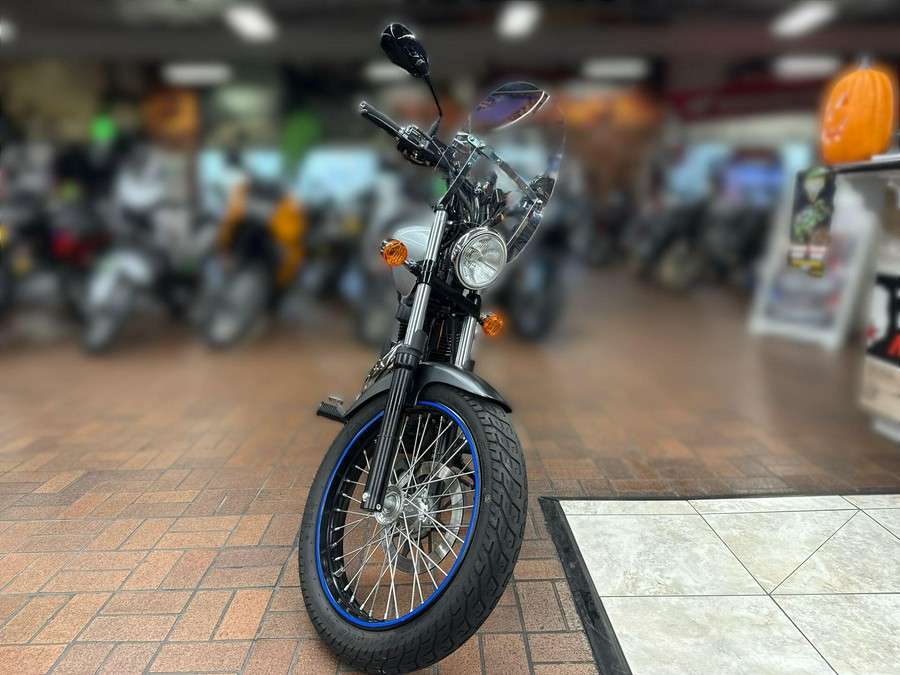 2018 Suzuki BOULEVARD S40