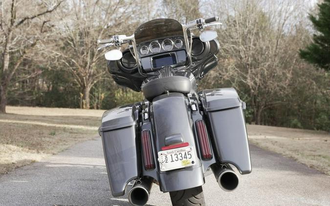 2019 Harley-Davidson® FLHXSE - CVO™ Street Glide®