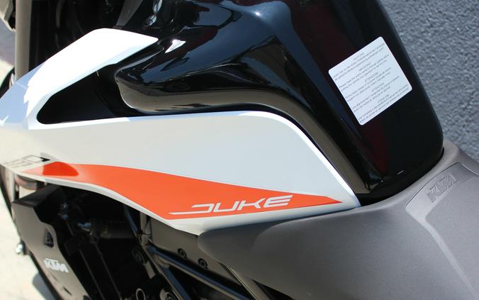 2022 KTM Duke 390