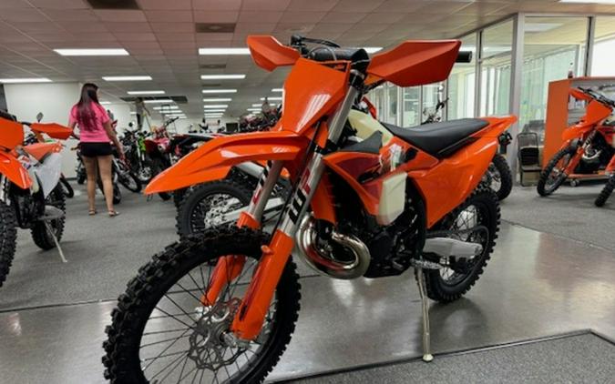 2025 KTM XC 300