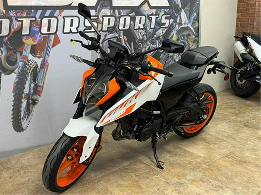 2024 KTM 250 Duke