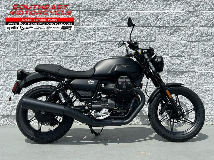 2024 Moto Guzzi V7 Stone