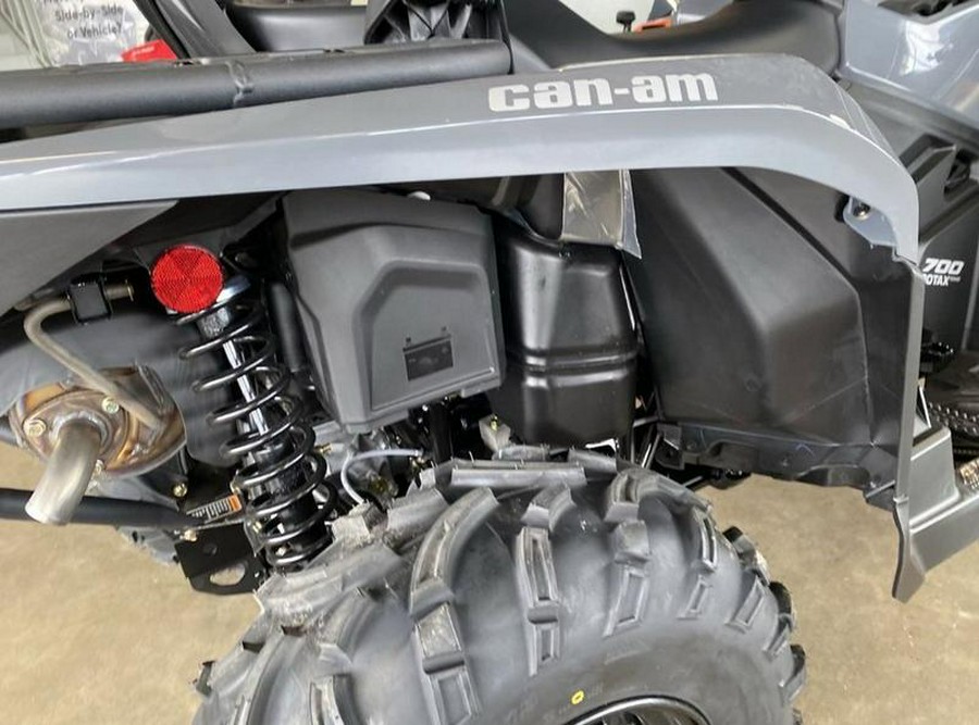 2026 Can-Am® Outlander MAX DPS 700