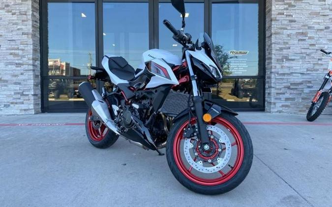 2026 Kawasaki Z500 SE ABS