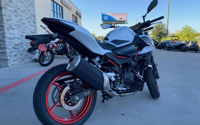 2026 Kawasaki Z500 SE ABS