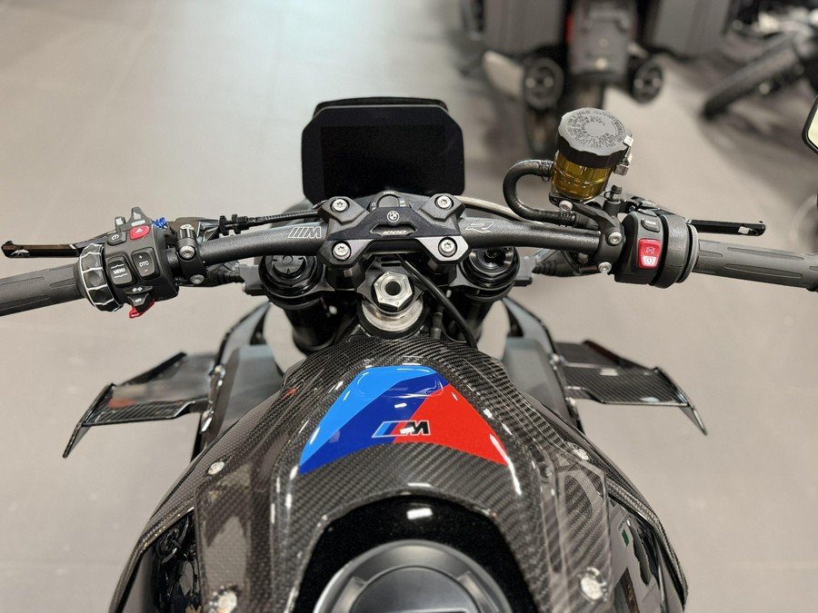 2026 BMW M 1000 R