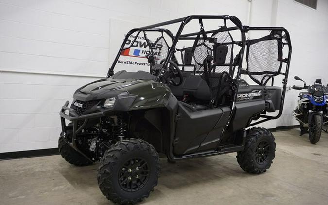 2026 Honda Pioneer 700 Deluxe