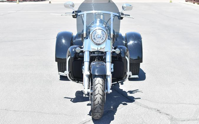 2021 Harley-Davidson Freewheeler Vivid Black FLRT