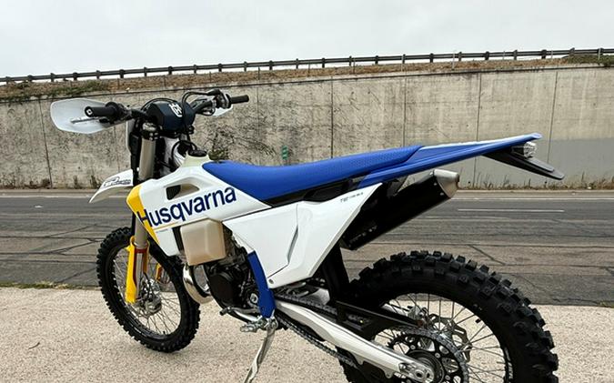 2027 Husqvarna Motorcycles TE 300