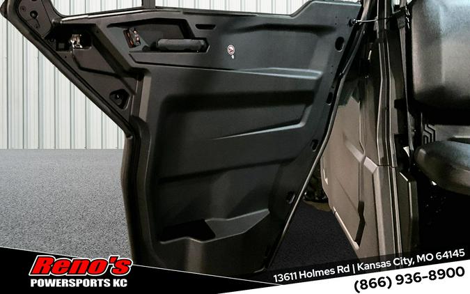 2026 Can-Am Defender MAX DPS™ CAB HVAC HD10