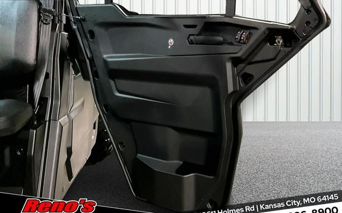 2026 Can-Am Defender MAX DPS™ CAB HVAC HD10