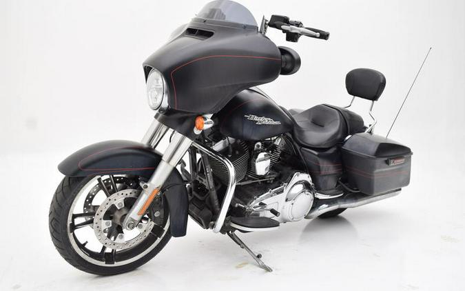 2016 Harley-Davidson® FLHXS - Street Glide® Special