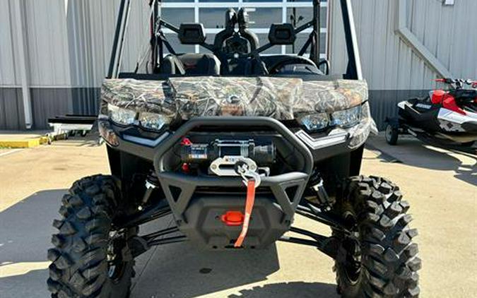 2024 Can-Am Defender X MR HD10