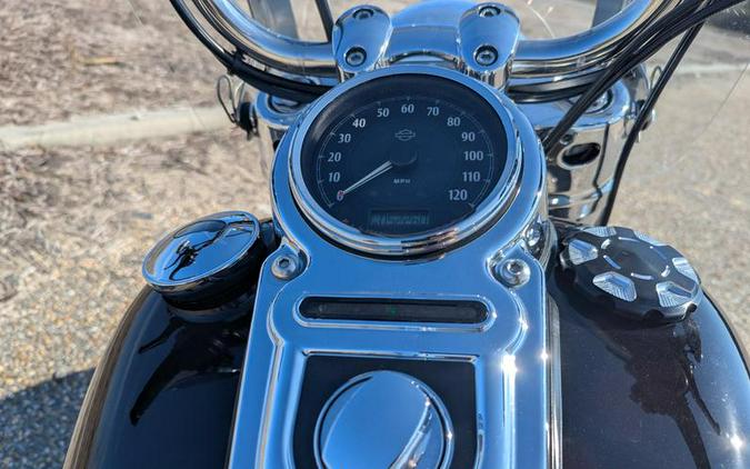 2012 Harley-Davidson® FLD - Dyna® Switchback™