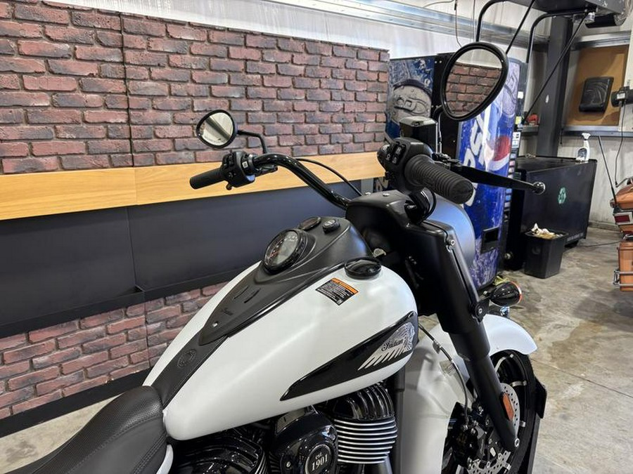 2026 Indian Motorcycle® Springfield ® Dark Horse® Ghost White Metallic Smoke